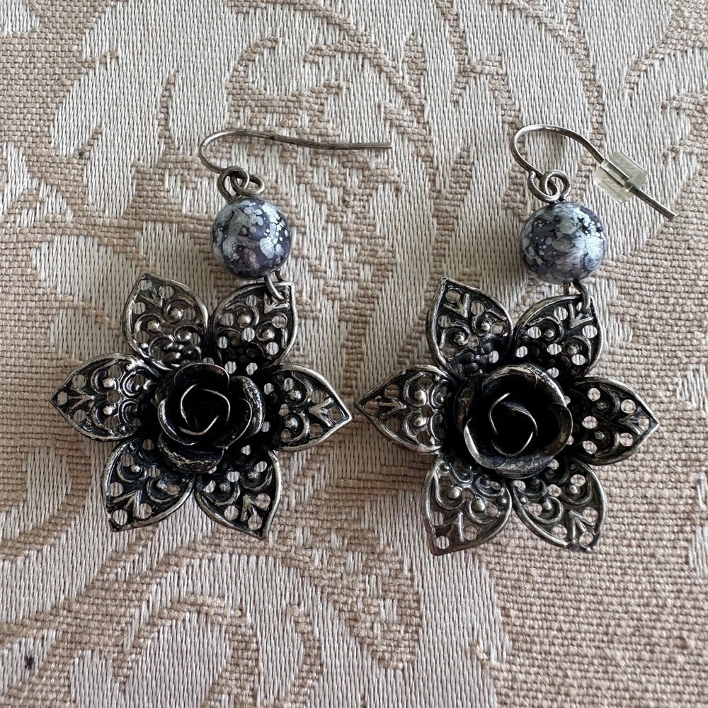 Fishhook earring collection - Picture 7 of 9